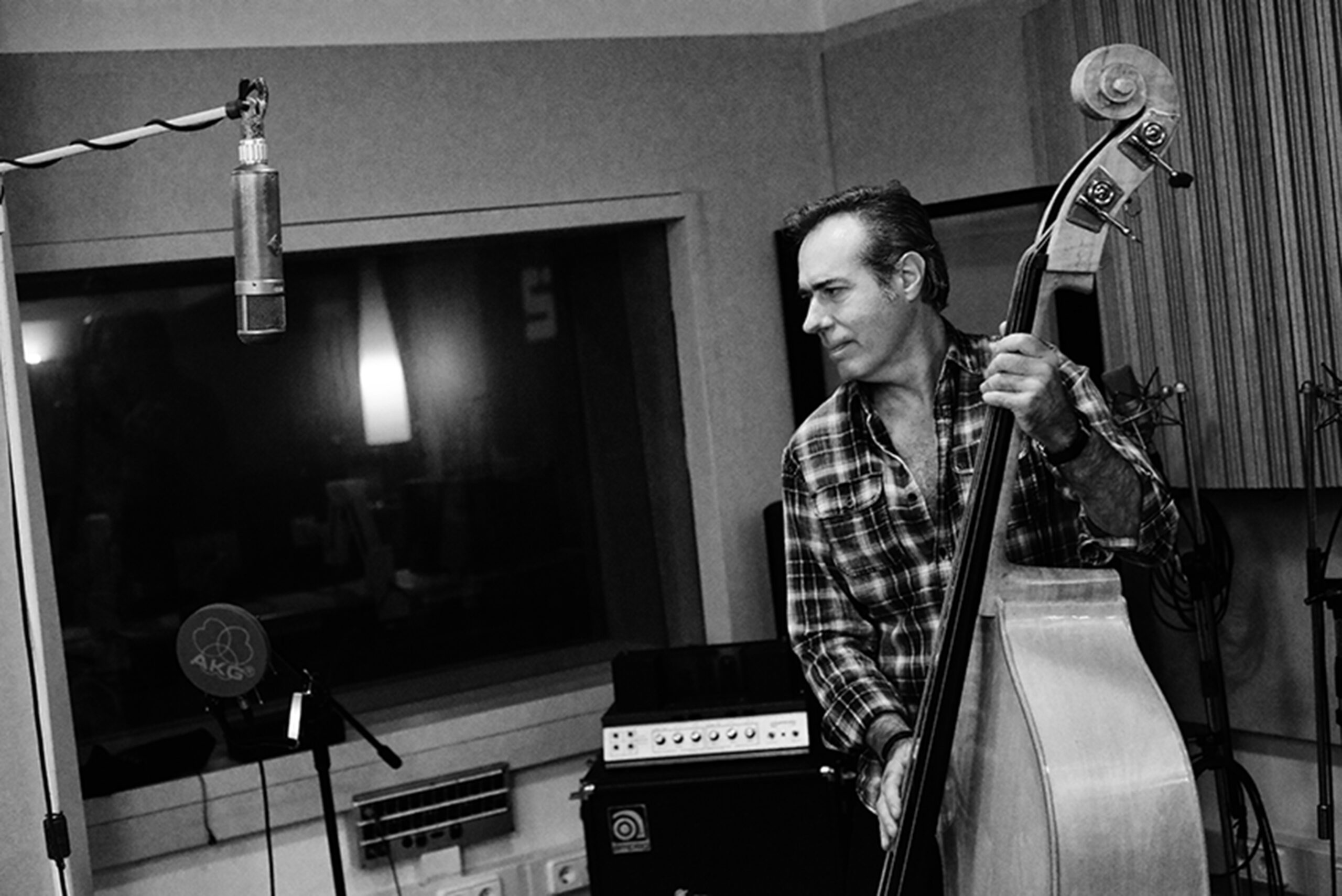 am mitik studios (2018)